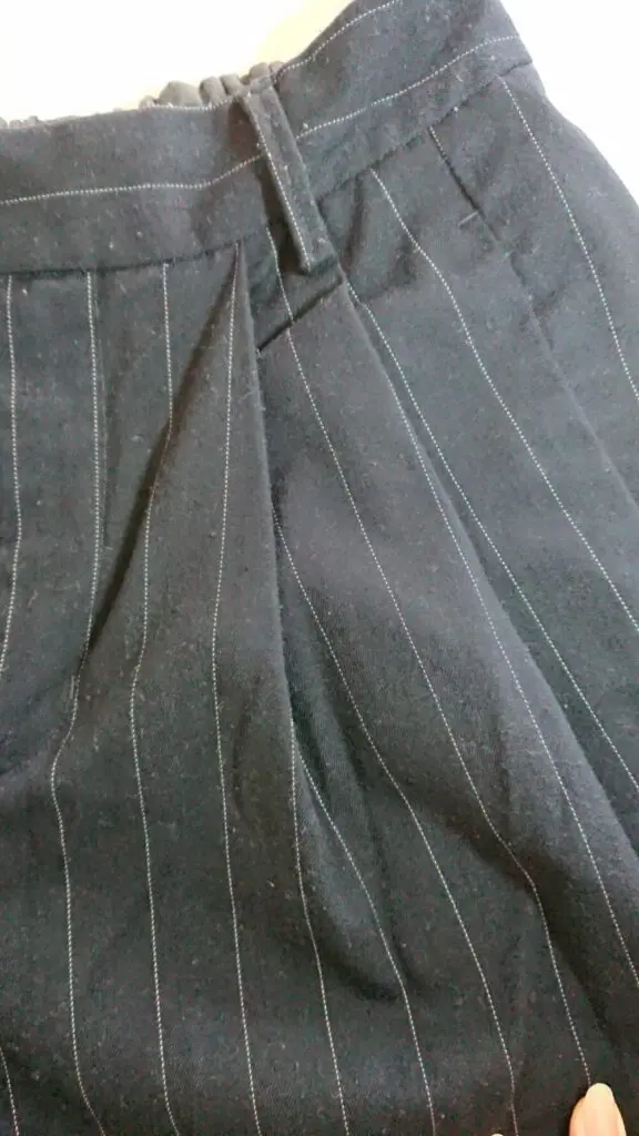 毛玉ができてしまったズボン